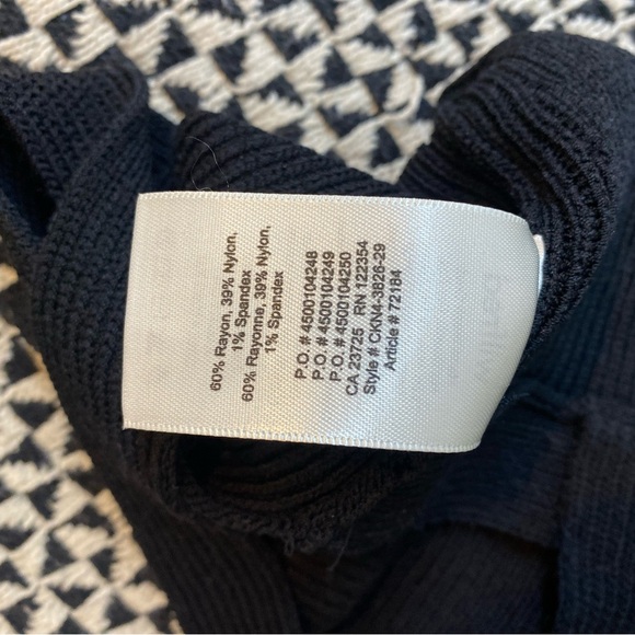 Aritzia Wilfred San Clemente Black Knit Sleeveless Crop Top Medium - Picture 8 of 9